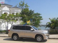 Toyota Land Cruiser VX 4.6 V8 2016 - Cần bán gấp Toyota Land Cruiser VX 4.6 V8 năm 2016, màu vàng, nhập khẩu