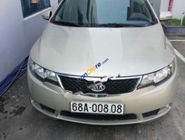 Cần bán Kia Forte SX 1.6 MT 2012 - Cần bán xe Kia Forte SX 1.6 MT năm sản xuất 2012, màu vàng, giá chỉ 375 triệu