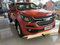 Chevrolet Colorado 2.5l VGT 2018 - Bán Chevrolet Colorado đời 2018, màu cam, 2 cầu, AT, đầy đủ, KM 30 triệu, hỗ trợ lăn bánh. Vay 90% giá xe