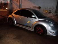 Cần bán Volkswagen New Beetle 2005 - Cần bán xe Volkswagen New Beetle sản xuất năm 2005, màu bạc, nhập khẩu nguyên chiếc chính chủ