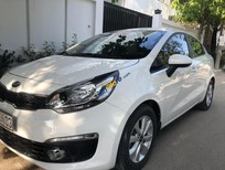 Cần bán Kia Rio AT 2018 - Bán Kia Rio AT năm 2018, màu trắng