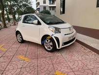 Toyota IQ 2010 - Cần bán gấp Toyota IQ sản xuất năm 2010, màu trắng, nhập khẩu