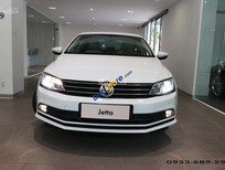 Bán xe oto Volkswagen Jetta  1.4L 2017 - Cần bán xe Volkswagen Jetta 1.4L năm 2017, màu trắng, nhập khẩu, giá chỉ 899 triệu