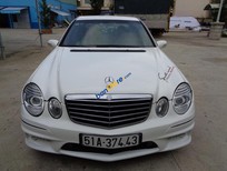 Cần bán xe Mercedes-Benz E class E240 2002 - Bán ô tô Mercedes E240 sản xuất năm 2002, màu trắng
