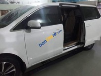 Kia Sedona 2016 - Cần bán xe Kia Sedona năm sản xuất 2016, màu trắng