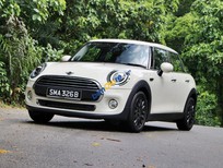 Mini One 2018 - Cần bán xe Mini One sản xuất 2018, màu trắng, xe nhập