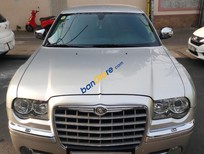 Bán xe oto Chrysler 300C 300C 2010 - Xe Chrysler 300C 300C năm 2010, màu bạc, nhập khẩu nguyên chiếc, 820tr