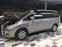 Bán xe oto Toyota Previa 2004 - Cần bán Toyota Previa sản xuất 2004, màu bạc, nhập khẩu nguyên chiếc số tự động