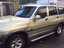 Bán xe oto Ssangyong Musso 2004 - Cần bán gấp Ssangyong Musso năm sản xuất 2004, màu vàng, nhập khẩu