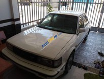 Bán xe oto Nissan Bluebird 1987 - Cần bán lại xe Nissan Bluebird đời 1987, màu trắng 