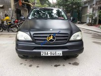 Mercedes-Benz ML Class  320  2002 - Cần bán xe Mercedes ML320 sản xuất năm 2002, màu đen, nhập khẩu 