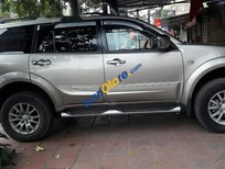 Mitsubishi Pajero  Sport AT  2015 - Cần bán gấp Mitsubishi Pajero Sport AT năm sản xuất 2015, màu bạc, nhập khẩu chính chủ