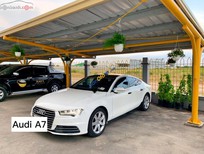 Cần bán Audi A7 2016 - Cần bán Audi A7 sản xuất 2016, màu trắng, nhập khẩu