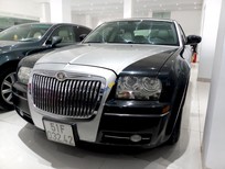 Cần bán Chrysler 300C 2006 - Bán Chrysler 300C sản xuất 2006, màu đen, xe nhập  