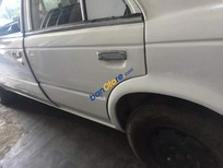 Nissan Bluebird   1989 - Cần bán xe Nissan Bluebird sản xuất 1989, màu trắng, 45tr