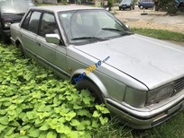 Cần bán Nissan Bluebird 1989 - Bán Nissan Bluebird sản xuất năm 1989, màu bạc, xe nhập