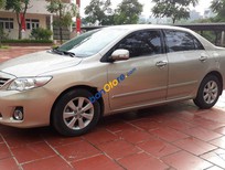 Cần bán Toyota Corolla altis 2013 - Cần bán xe Toyota Corolla altis năm 2013, màu vàng số tự động giá cạnh tranh