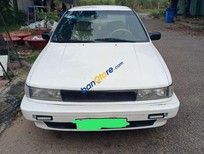 Bán Nissan Bluebird   1990 - Cần bán xe Nissan Bluebird sản xuất 1990, màu trắng, nhập khẩu nguyên chiếc, giá 36tr