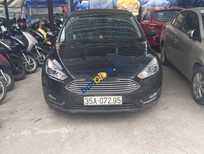 Ford Focus 2016 - Bán Ford Focus sản xuất năm 2016, màu đen xe gia đình, 575 triệu