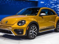 Cần bán xe Volkswagen Beetle 2018 - Cần bán Volkswagen Beetle sản xuất năm 2018, màu vàng, nhập khẩu nguyên chiếc