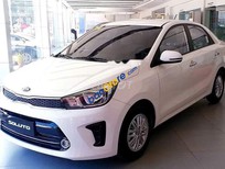 Cần bán xe Kia Rio 2019 - Bán xe Kia Rio năm sản xuất 2019, màu trắng, giá 389tr
