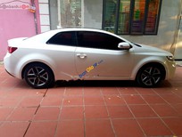 Cần bán xe Kia Forte Koup 2010 - Xe cũ Kia Forte Koup sản xuất năm 2010, màu trắng, nhập khẩu