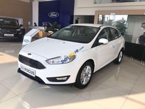 Ford Focus 2019 - Cần bán Ford Focus năm sản xuất 2019, màu trắng