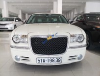 Bán xe oto Chrysler 300 3.5 AT 2010 - Cần bán xe Chrysler 300 3.5 AT năm 2010, xe nhập, 980tr