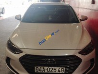 Hyundai Elantra  MT 2017 - Bán xe cũ Hyundai Elantra MT sản xuất 2017, màu trắng