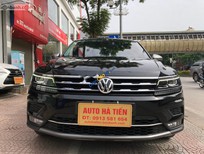 Volkswagen Tiguan   2017 - Bán Volkswagen Tiguan năm sản xuất 2017, xe nhập, số tự động