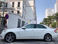 Mercedes-Benz E class 2012 - Cần bán xe cũ Mercedes-Benz E class E250 năm 2012, màu trắng 