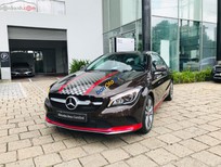 Mercedes-Benz CLA class  200 2017 - Bán ô tô Mercedes 200 năm 2017, màu nâu, xe nhập