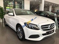 Cần bán Mercedes-Benz C class C200 2019 - Sale rộn ràng - Tết trọn niềm vui, Mercedes-Benz C200 sản xuất năm 2019, màu trắng