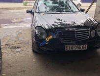 Bán xe oto Mercedes-Benz E class   2006 - Cần bán lại xe Mercedes E class năm 2006, gầm bệ chắc chắn