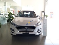 Cần bán Hyundai Tucson 2.0L 2019 - Bán ô tô Hyundai Tucson 2.0L sản xuất năm 2019, màu trắng