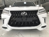 Bán xe oto Lexus LX 570 2018 - Bán ô tô Lexus LX 570 Super Sport S sản xuất 2018, màu trắng, xe nhập Mỹ đăng ký một chủ từ đầu