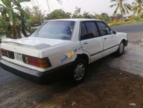 Bán xe oto Nissan Bluebird 1980 - Bán xe Nissan Bluebird năm 1980, màu trắng, giá chỉ 26 triệu