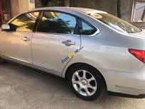 Nissan Bluebird 2009 - Bán Nissan Bluebird năm 2009, màu bạc xe gia đình, 315tr