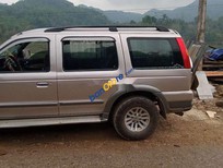 Cần bán Ford Everest 2005 - Cần bán xe Ford Everest năm sản xuất 2005 số sàn, 200tr