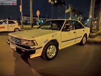 Cần bán xe Nissan Bluebird 2.0  1990 - Cần bán xe Nissan Bluebird 2.0 năm sản xuất 1990, màu trắng, nhập khẩu