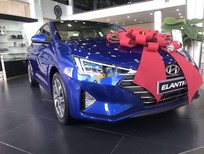 Bán xe oto Hyundai Elantra 2.0AT 2019 - Cần bán Hyundai Elantra 2.0AT sản xuất năm 2019, màu xanh lam, giá tốt