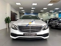 Mercedes-Benz E class   2016 - Bán ô tô Mercedes E200 sản xuất năm 2016, màu trắng