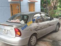 Bán xe oto Daewoo Lanos 2001 - Xe Daewoo Lanos năm sản xuất 2001, màu bạc 