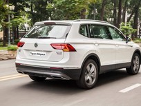 Cần bán Volkswagen Tiguan 2017 - SUV đức tặng 100% phí trước bạ khi đặt mua trong tháng 6/2020