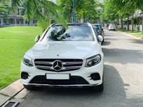 Bán Mercedes-Benz GLC-Class GLC300 2018 - Bán xe Mercedes GLC300 trắng 2018 có apple carplay - trả trước 700 triệu nhận xe rồi