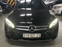 Cần bán Mercedes-Benz C class 2018 - C200 Facelift, SX 2018, ĐK 2019, đen, đi 16.500 km