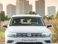 Volkswagen Tiguan Elegance 2021 - Tiguan trắng 2021 nhập khẩu nguyên chiếc, giao xe ngay và đủ màu, kèm quà tặng khủng từ hãng