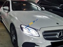 Bán Mercedes sản xuất năm 2017, màu trắng còn mới