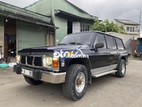 Cần bán xe Nissan Patrol    1993 - Cần bán gấp Nissan Patrol đời 1993, màu đen còn mới