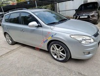 Cần bán xe Hyundai i30   CW 1.6 AT  2009 - Bán Hyundai i30 CW 1.6 AT đời 2009, màu bạc, nhập khẩu nguyên chiếc 